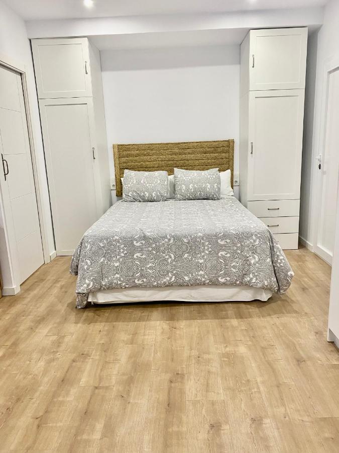 Estudio Califa Parking Free Apartamento *