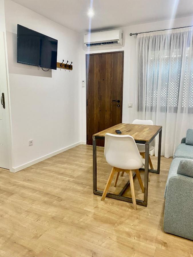 Apartment Estudio Califa Parking Free